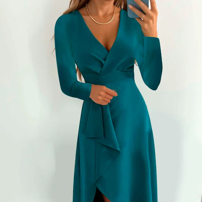 Women's Long-sleeved V-neck Pleated Split Dress